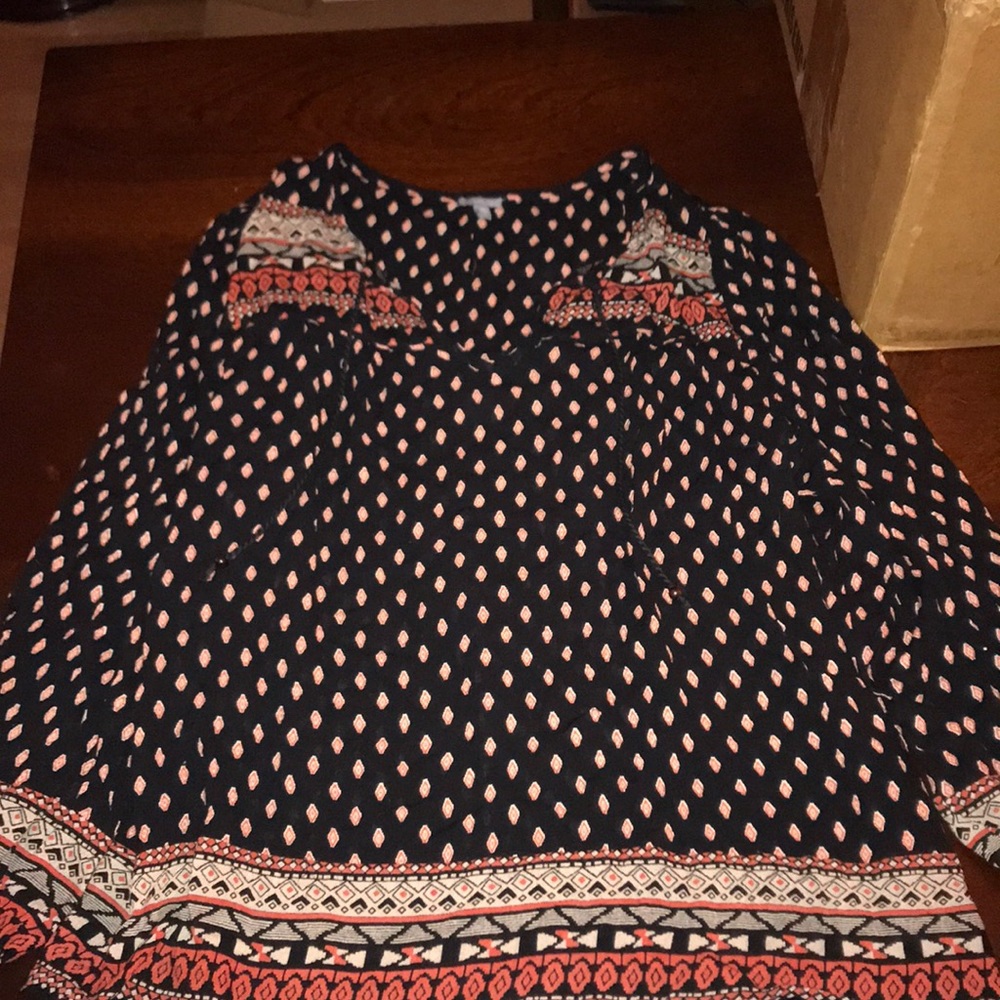 Long sleeve open front tie shirt